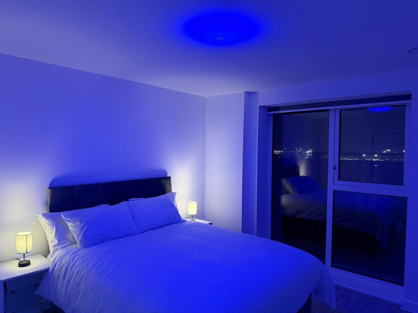 Serenity Waterfront 2 Bed Apartment Northfleet Bagian luar foto