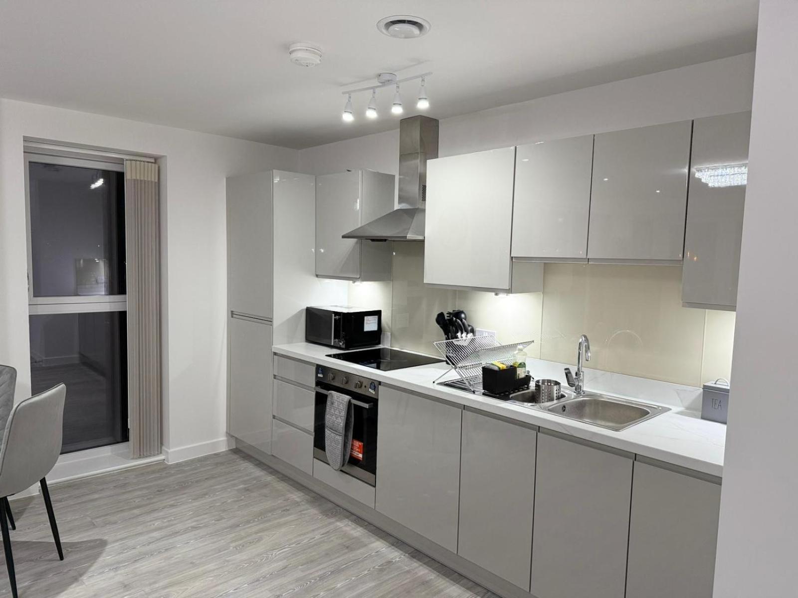 Serenity Waterfront 2 Bed Apartment Northfleet Bagian luar foto
